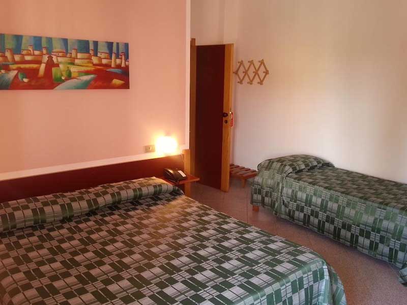 Triple room